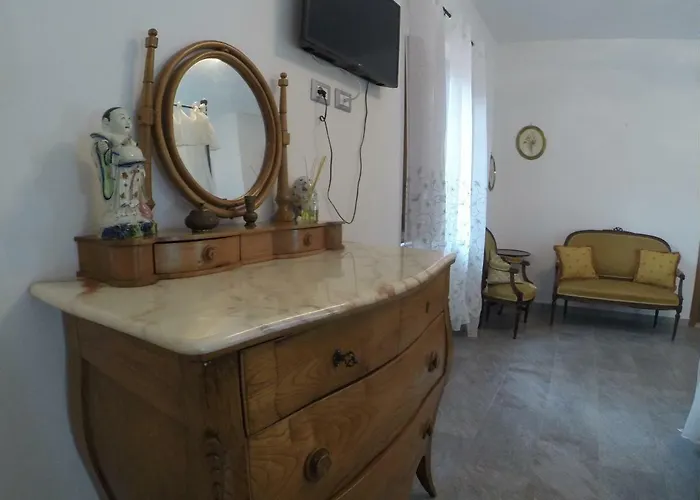 Bed and Breakfast Alle Vecchie Mura Πιστόια
