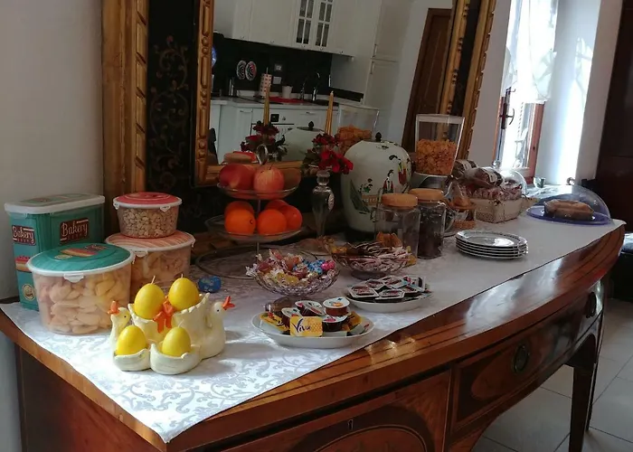 Bed and Breakfast Alle Vecchie Mura 4*